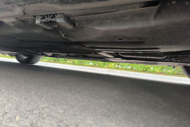 Used Mercedes-Benz E-Class 2024 Facelift E 300 L Fashion Sport Edition Chassis Rear Left