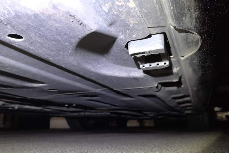 Used Mercedes-Benz E-Class 2024 E 300 L Luxury Model Chassis Rear Right