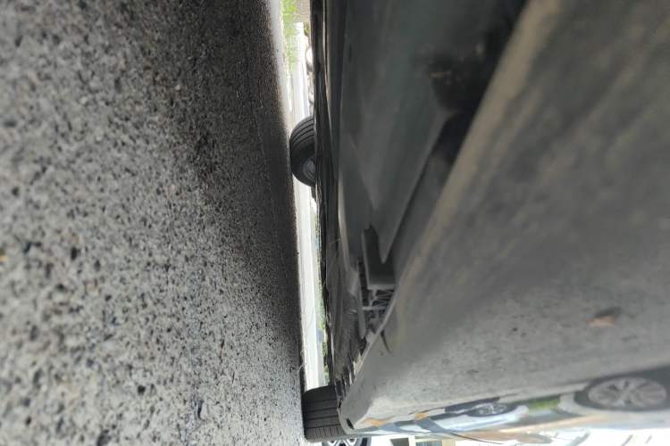 Used Mercedes-Benz E-Class 2024 E 300 L Luxury Model Chassis Rear Right