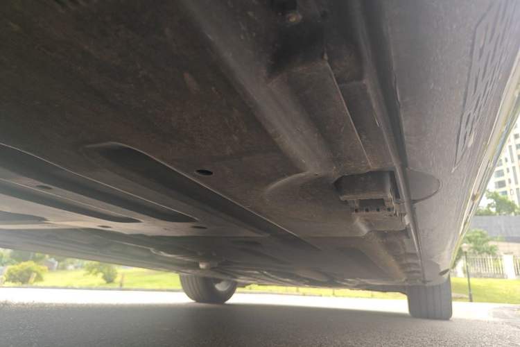 Used Mercedes-Benz E-Class 2024 E 300 L Luxury Model Chassis Rear Right