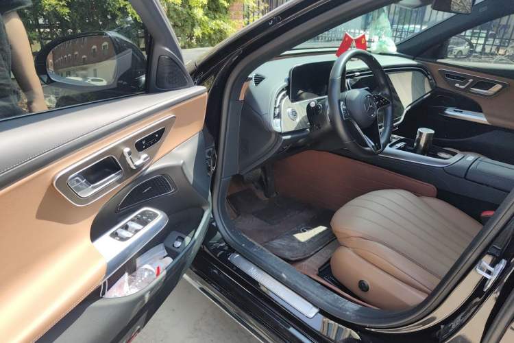 Used Mercedes-Benz E-Class 2024 E 300 L Fashion Sport Model Driver Seat