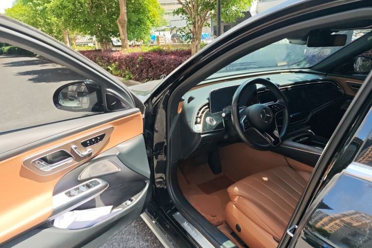 Used Mercedes-Benz E-Class 2024 E 300 L Luxury Model Driver Seat