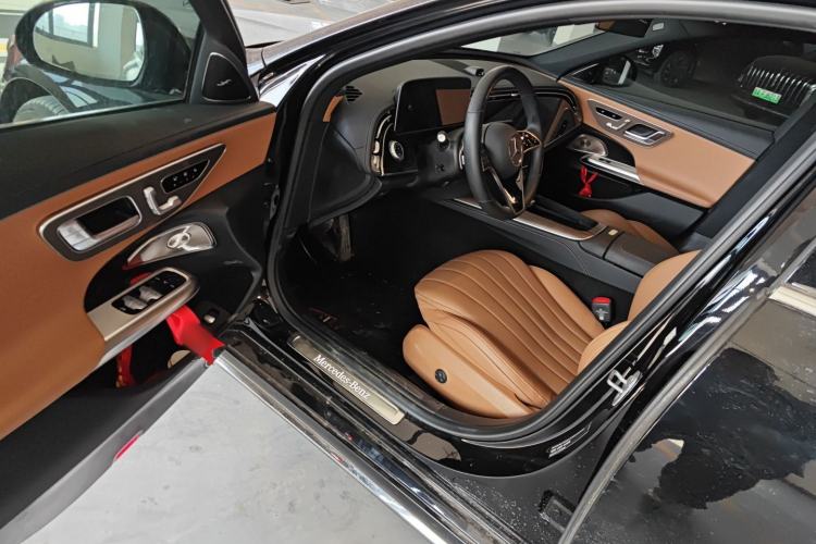 Used Mercedes-Benz E-Class 2024 E 300 L Luxury Model Driver Seat