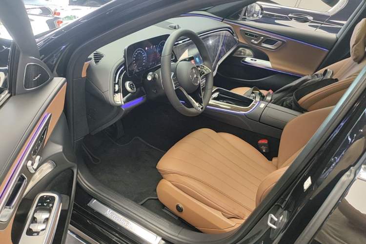 Used Mercedes-Benz E-Class 2024 Facelift E 300 L Luxury Edition Driver Seat