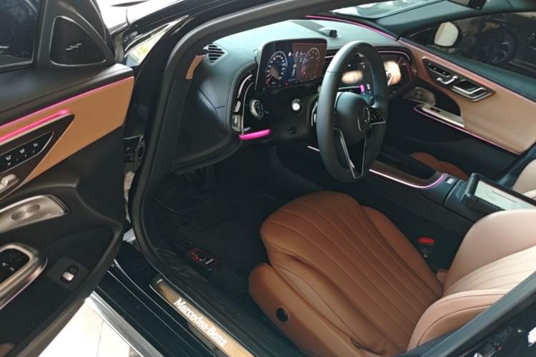 Used Mercedes-Benz E-Class 2024 Facelift E 300 L Luxury Edition Driver Seat