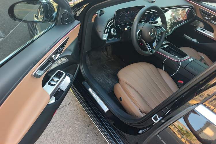 Used Mercedes-Benz E-Class 2024 E 300 L Luxury Model Driver Seat