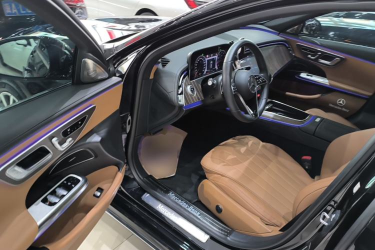 Used Mercedes-Benz E-Class 2024 Refresh E 300 L Stylish Edition Driver Seat
