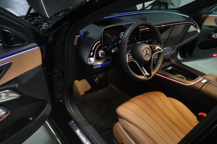 Used Mercedes-Benz E-Class 2024 E 300 L Exclusive Edition Driver Seat