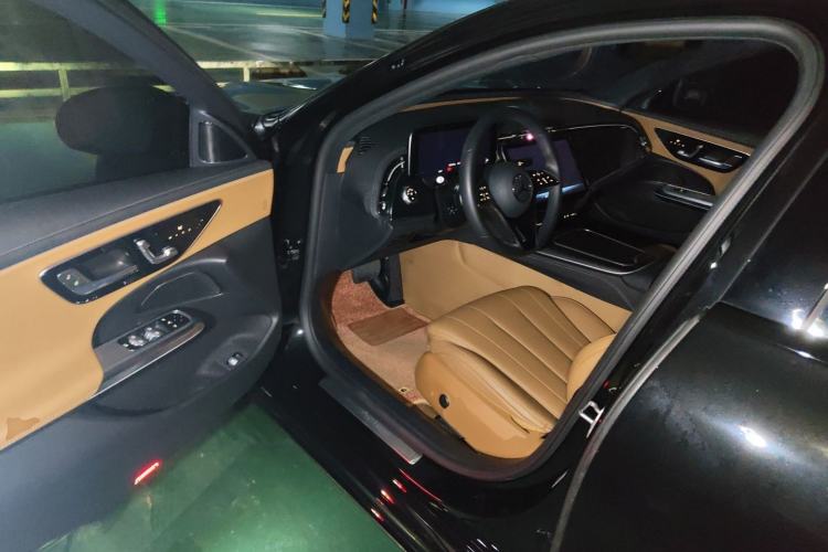 Used Mercedes-Benz E-Class 2024 E 260 Sport Edition Driver Seat