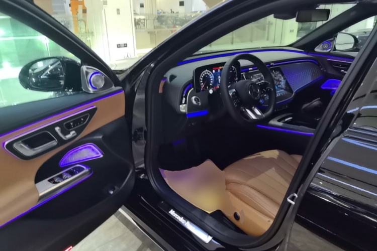 Used Mercedes-Benz E-Class 2024 Refresh E 300 L Stylish Edition Driver Seat