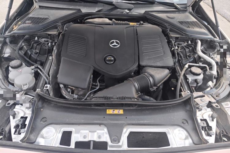 Used Mercedes-Benz E-Class 2024 E 260 L Engine Bay