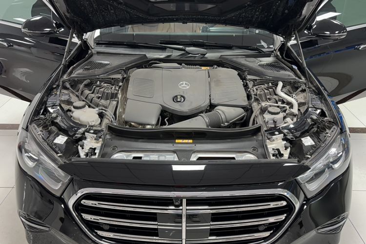 Used Mercedes-Benz E-Class 2024 Refresh E 300 L Stylish Edition Engine Bay