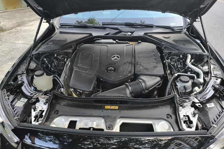 Used Mercedes-Benz E-Class 2024 Facelift E 300 L Luxury Edition Engine Bay