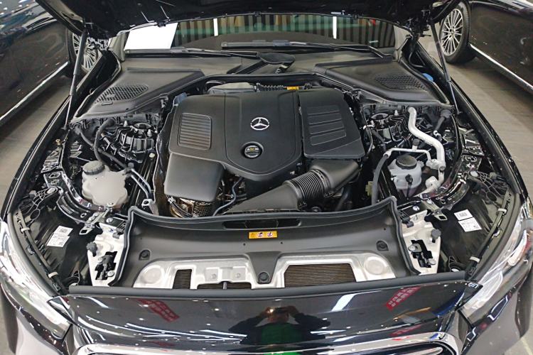 Used Mercedes-Benz E-Class 2024 E 300 L Luxury Model Engine Bay
