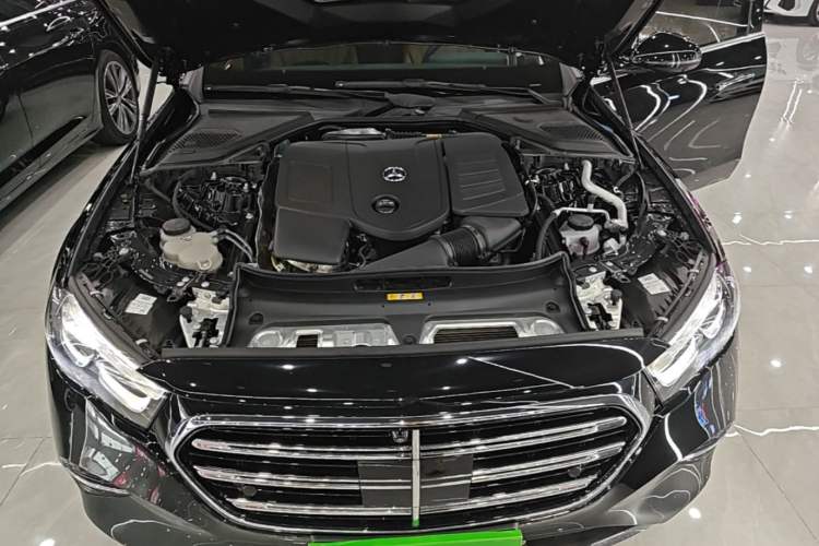 Used Mercedes-Benz E-Class 2024 Refresh E 300 L Stylish Edition Engine Bay
