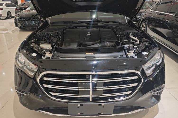 Used Mercedes-Benz E-Class 2024 Facelift E 300 L Luxury Edition Engine Bay