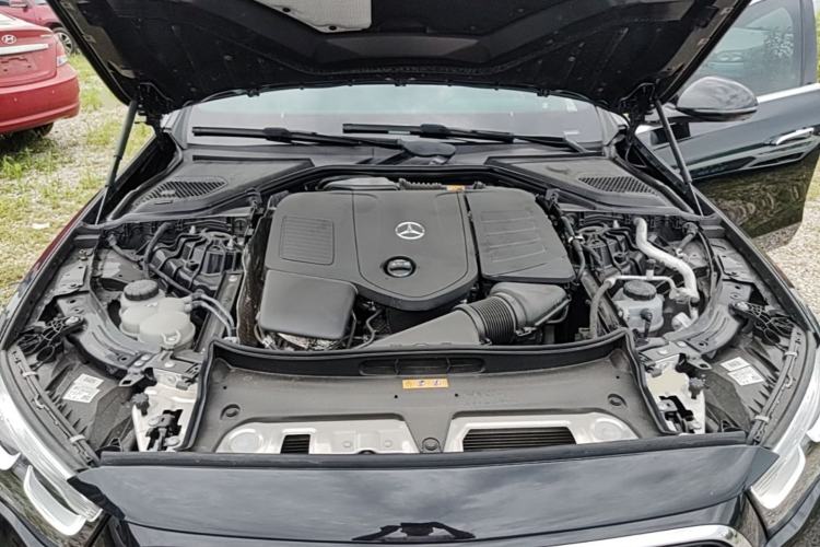 Used Mercedes-Benz E-Class 2024 E 260 L Engine Bay