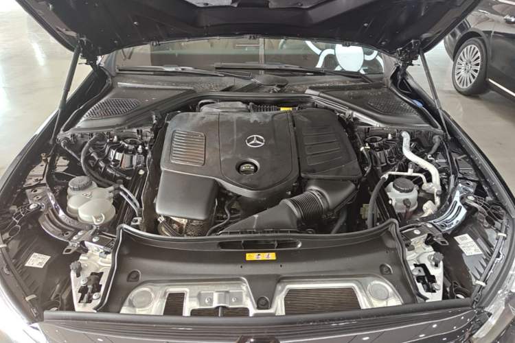 Used Mercedes-Benz E-Class 2024 E 300 L Luxury Model Engine Bay