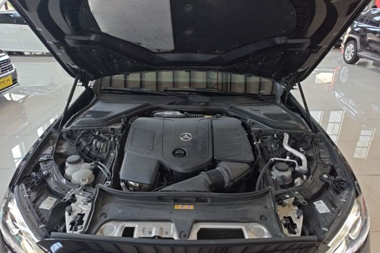 Used Mercedes-Benz E-Class 2024 Facelift E 260 L Engine Bay