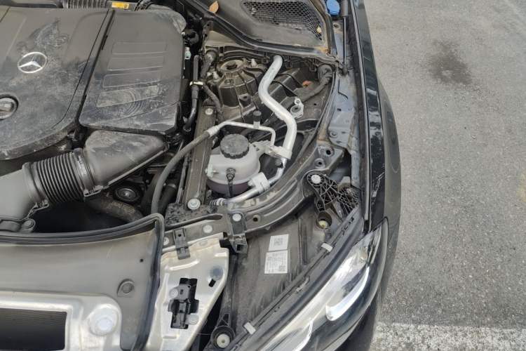 Used Mercedes-Benz E-Class 2024 Refresh E 300 L Stylish Edition Engine Bay Left