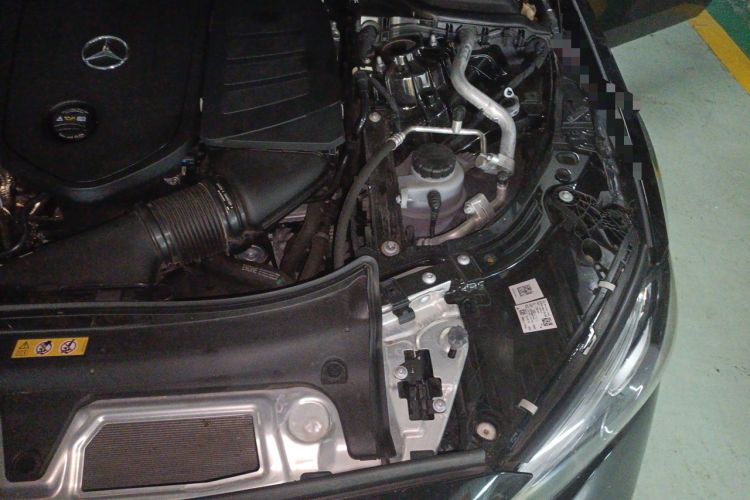Used Mercedes-Benz E-Class 2024 Facelift E 300 L Luxury Edition Engine Bay Left