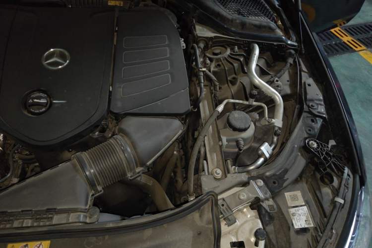 Used Mercedes-Benz E-Class 2024 Refresh E 300 L Stylish Edition Engine Bay Left