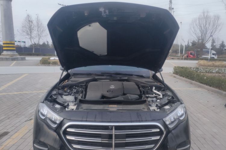 Used Mercedes-Benz E-Class 2024 E 300 L Luxury Model Engine Bay