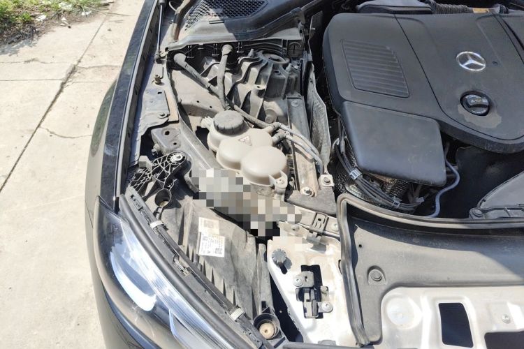 Used Mercedes-Benz E-Class 2024 E 300 L Fashion Sport Model Engine Bay Right