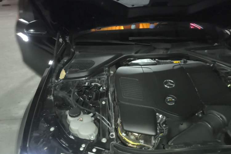 Used Mercedes-Benz E-Class 2024 Refresh E 300 L Stylish Edition Engine Bay Right