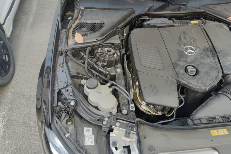 Used Mercedes-Benz E-Class 2024 Refresh E 300 L Stylish Edition Engine Bay Right