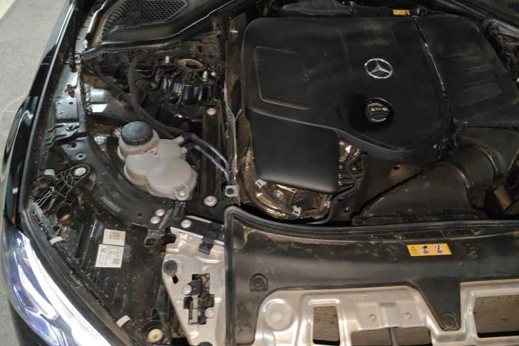 Used Mercedes-Benz E-Class 2024 E 300 L Stylish Model Engine Bay Right