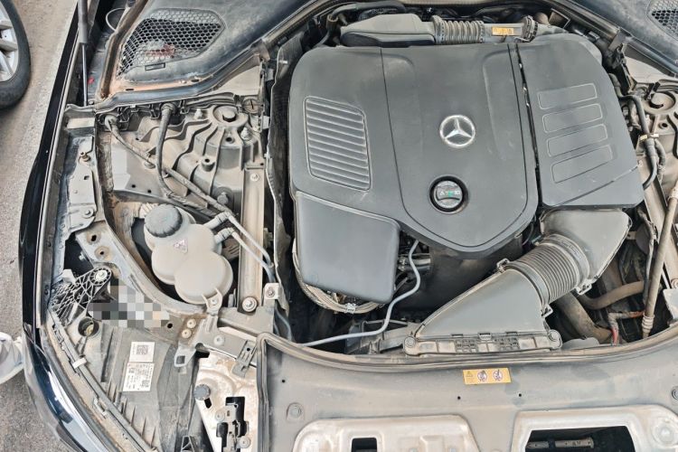 Used Mercedes-Benz E-Class 2024 E 260 L Engine Bay Right