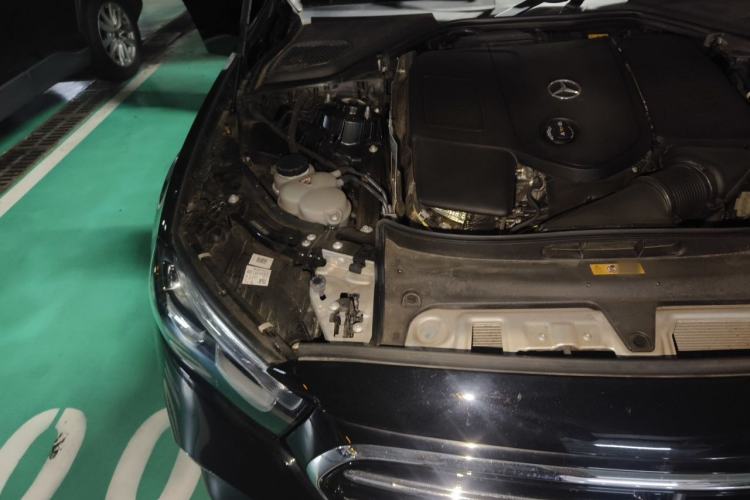 Used Mercedes-Benz E-Class 2024 E 300 L Stylish Model Engine Bay Right