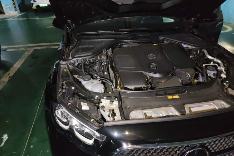 Used Mercedes-Benz E-Class 2024 E 260 Sport Edition Engine Bay Right