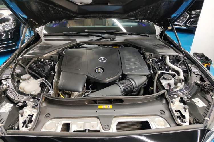 Used Mercedes-Benz E-Class 2024 Refresh E 300 L Stylish Edition Engine Bay