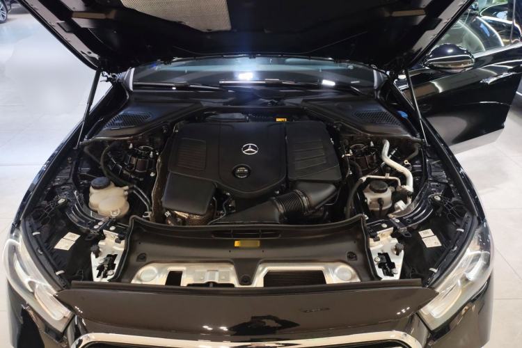 Used Mercedes-Benz E-Class 2024 E 300 L Luxury Model Engine Bay