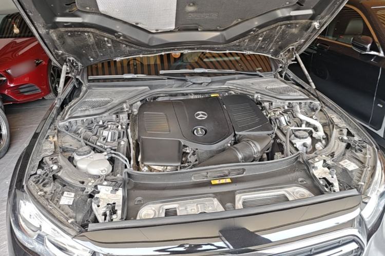 Used Mercedes-Benz E-Class 2024 E 300 L Luxury Model Engine Bay