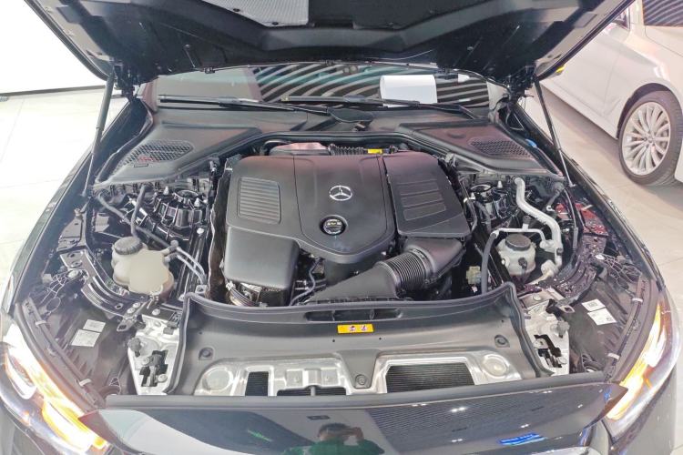 Used Mercedes-Benz E-Class 2024 E 300 L Luxury Model Engine Bay