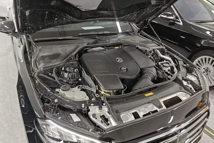 Used Mercedes-Benz E-Class 2024 Facelift E 300 L Fashion Sport Edition Engine Bay