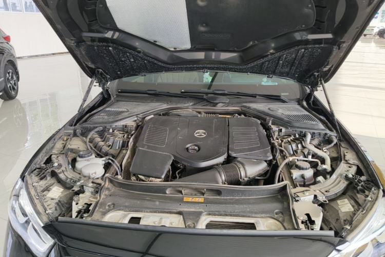 Used Mercedes-Benz E-Class 2024 Facelift E 260 L Engine Bay