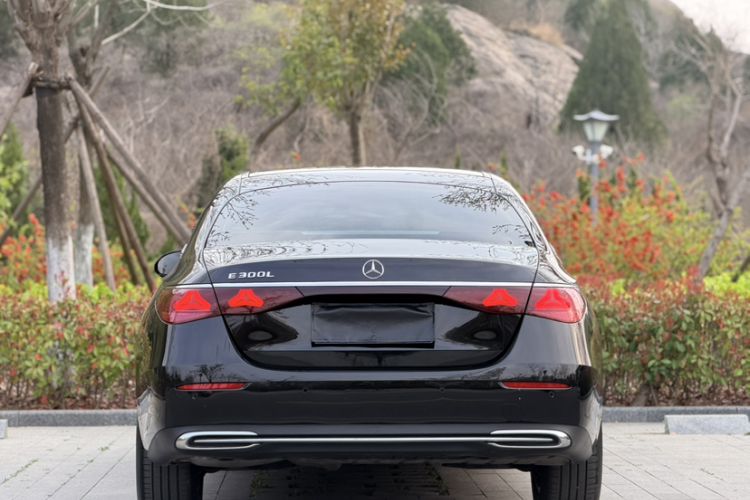 Used Mercedes-Benz E-Class 2024 E 260 L Exterior 1