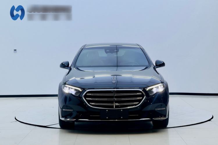 Used Mercedes-Benz E-Class 2024 Facelift E 300 L Luxury Edition Exterior 1