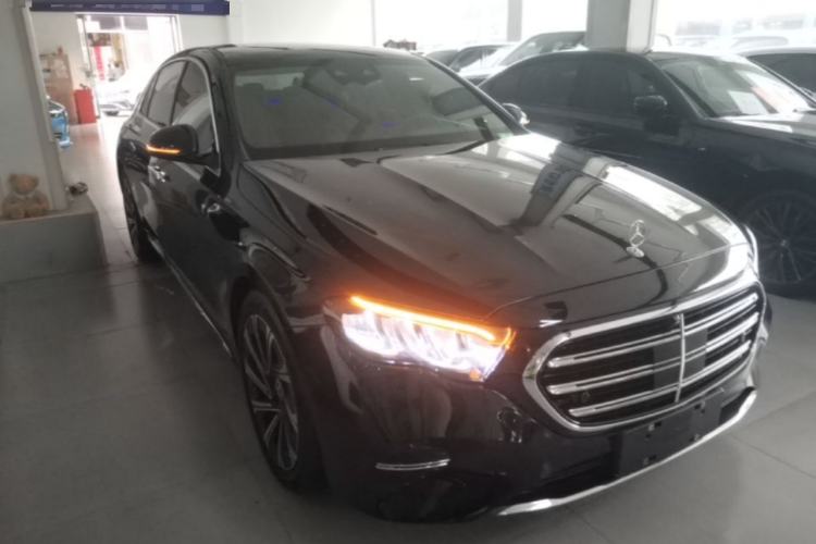 Used Mercedes-Benz E-Class 2024 E 300 L Luxury Model Exterior 1