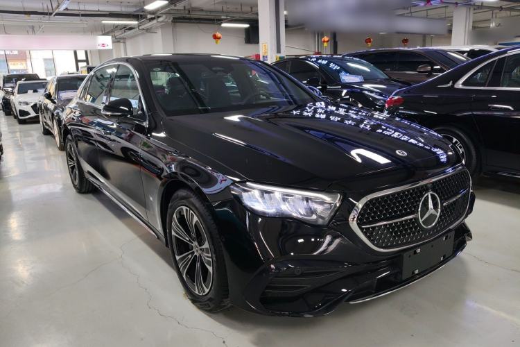 Used Mercedes-Benz E-Class 2024 E 260 L 4MATIC Sport Edition Exterior 1