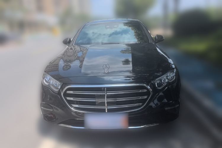 Used Mercedes-Benz E-Class 2024 E 300 L Luxury Model Exterior 1