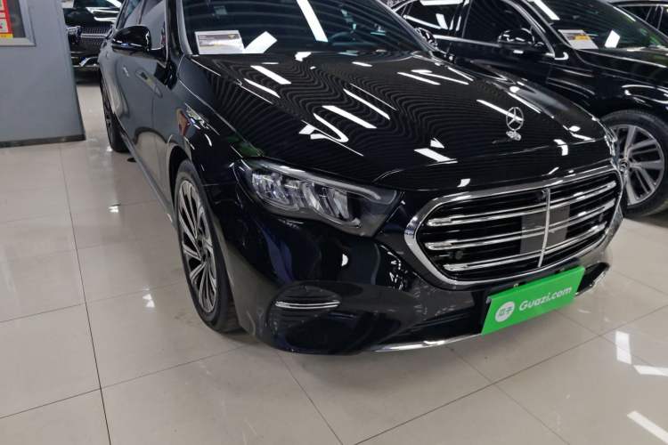 Used Mercedes-Benz E-Class 2024 E 300 L Luxury Model Exterior 1