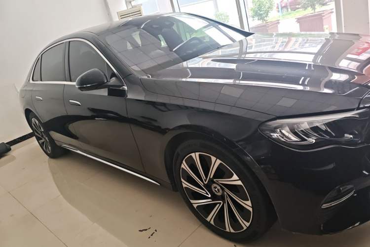 Used Mercedes-Benz E-Class 2024 E 300 L Luxury Model Exterior 2