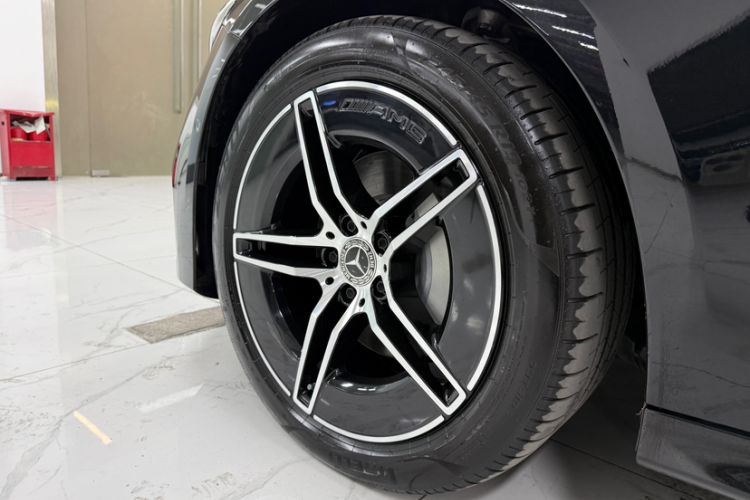 Used Mercedes-Benz E-Class 2024 Revised E 300 L Luxury Sports Edition Exterior 2