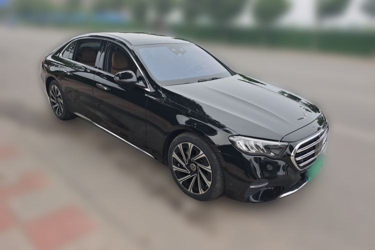 Used Mercedes-Benz E-Class 2024 E 300 L Luxury Model Exterior 2