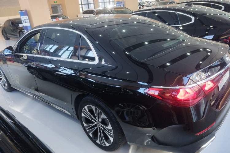 Used Mercedes-Benz E-Class 2024 E 300 L Fashion Sport Model Exterior 2